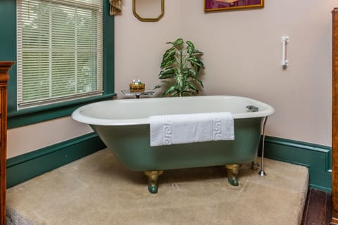 Premium Room, 2 Queen Beds (One Clawfoot Tub and One Tub/Shower) | Deep soaking bathtub