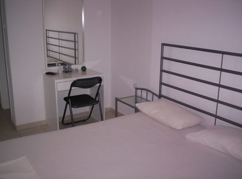 Apartment, 1 Bedroom | Premium bedding, rollaway beds, free WiFi