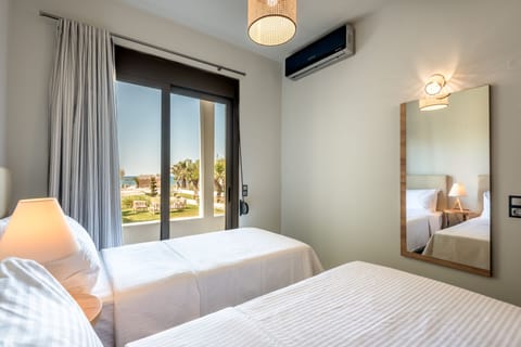 1 bedroom, premium bedding, down comforters, pillowtop beds