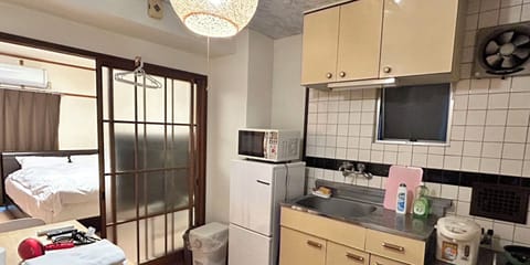 Deluxe Apartment 302 Benzaiten | Private kitchen | Fridge, microwave, stovetop, coffee/tea maker