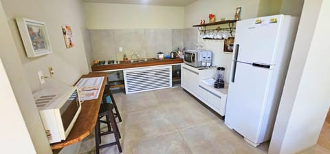 Standard Apartment | Private kitchen | Fridge, microwave, stovetop, cookware/dishes/utensils