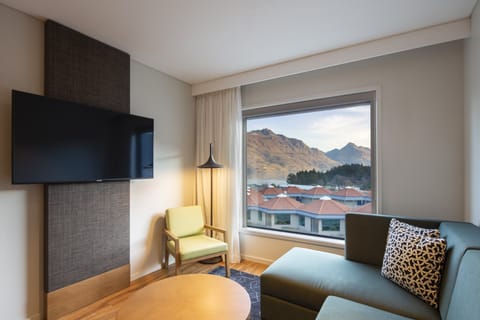 Suite, 1 Bedroom, Mountain View | Premium bedding, in-room safe, blackout drapes, soundproofing