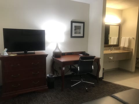 In-room safe, desk, laptop workspace, blackout drapes