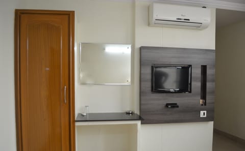 Deluxe Double AC | Free WiFi, bed sheets