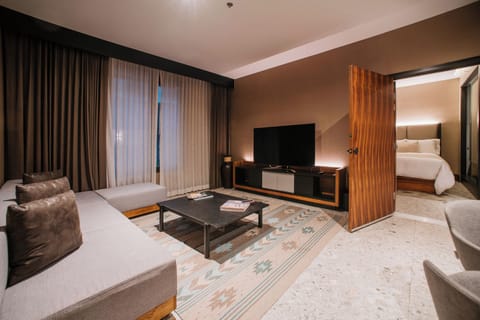 Suite, 1 King Bed (Master) | Minibar, in-room safe, desk, laptop workspace