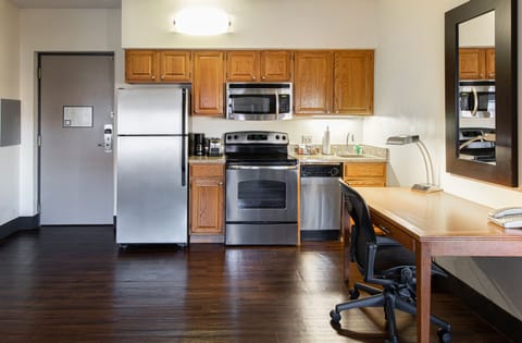 Suite, 2 Bedrooms | Private kitchen | Fridge, microwave, stovetop, dishwasher