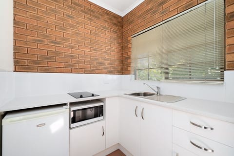 2 Bedroom Apartment | Private kitchen | Fridge, microwave, coffee/tea maker, electric kettle