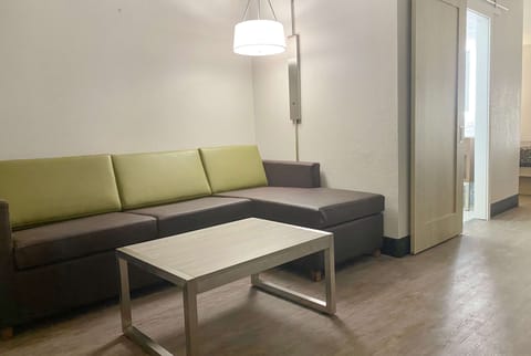 Studio Suite, 1 King Bed, Non Smoking | Desk, iron/ironing board, free WiFi, bed sheets