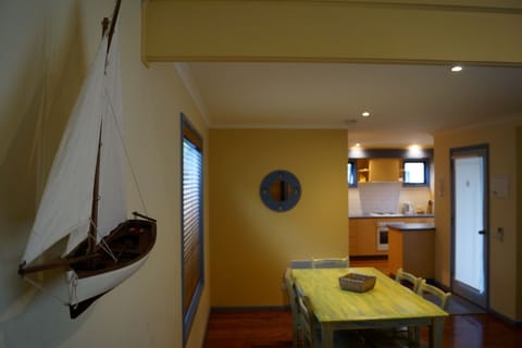 Villa, 2 Bedrooms | In-room dining