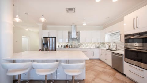 Premium Condo | Private kitchen | Full-size fridge, microwave, oven, stovetop