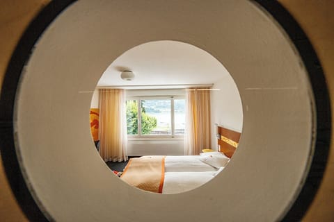 Soundproofing, free cribs/infant beds, free WiFi, bed sheets