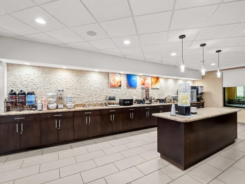 Free daily on-the-go breakfast