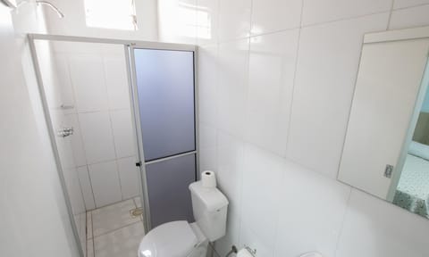 Standard Double Room | Bathroom | Shower, hair dryer, bidet, towels