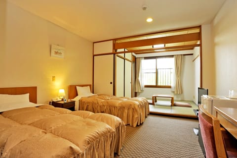 Japanese Western Style Room, Non Smoking | Free WiFi, bed sheets