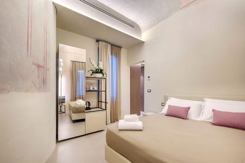 Luxury Double or Twin Room | Premium bedding, memory foam beds, individually decorated