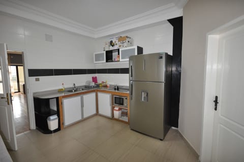 Deluxe Apartment, 2 Bedrooms, 2 Bathrooms | Private kitchen