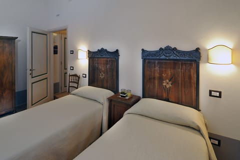 Family Suite | In-room safe, soundproofing, free WiFi, bed sheets