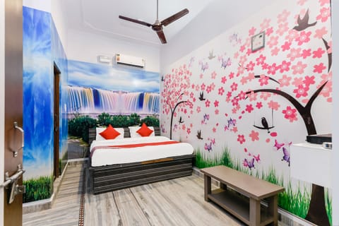 Double or Twin Room | Free WiFi, bed sheets