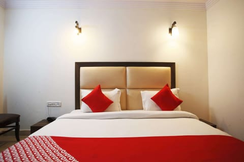 Deluxe Room | Free WiFi, bed sheets