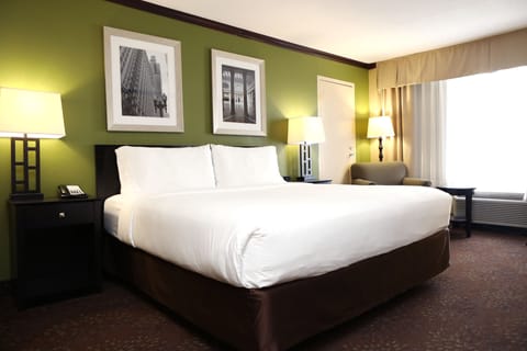 Premium bedding, down comforters, pillowtop beds, in-room safe