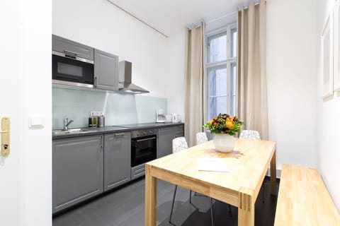 Superior Apartment (No. 11D, incl. cleaning fee 48 EUR) | Private kitchen | Full-size fridge, stovetop, coffee/tea maker, electric kettle