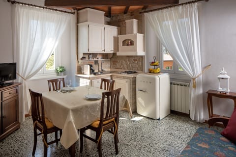 Traditional Apartment, 1 Bedroom (Casale 4) | Living area | 50-cm flat-screen TV with premium channels, TV