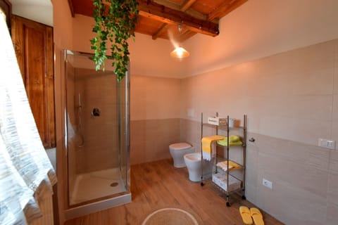 Villa, 3 Bedrooms | Bathroom | Separate tub and shower, hair dryer, bidet, towels