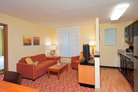 Suite, 2 Bedrooms | Living area | 32-inch flat-screen TV with cable channels, Smart TV, Netflix