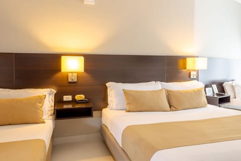 Economy Triple Room | Premium bedding, in-room safe, free WiFi, bed sheets