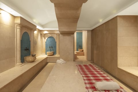 Turkish bath, manicures and pedicures, massages