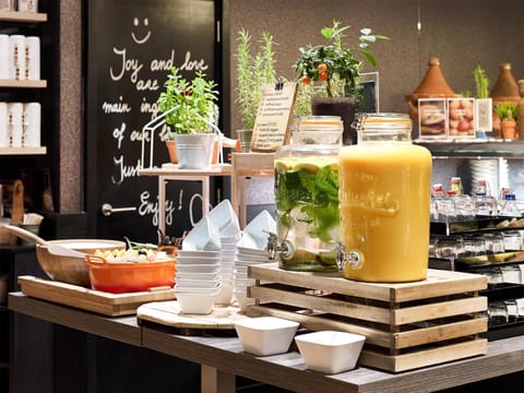 Daily buffet breakfast (EUR 19.9 per person)