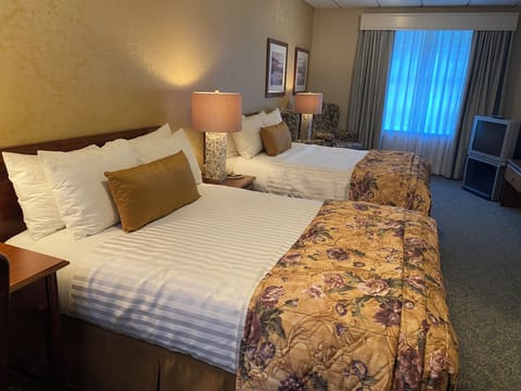 Standard room 2 Double Bed | Desk, free WiFi, bed sheets