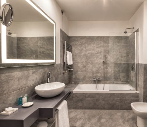 Free toiletries, hair dryer, bathrobes, slippers