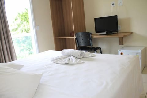 Double Room Single Use | Minibar, desk, free WiFi, wheelchair access