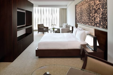 Junior Suite, 1 King Bed with Sofa bed | Minibar, in-room safe, individually decorated, individually furnished