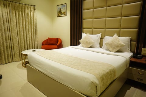 Deluxe Double or Twin Room, 2 Bedrooms, City View | Premium bedding, Select Comfort beds, individually decorated