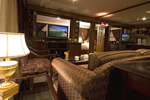 Royal Panoramic Suite, 7 Nights Cruise, Luxor-Luxor, Saturday-Saturday | Living room | LED TV