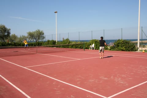 Tennis court