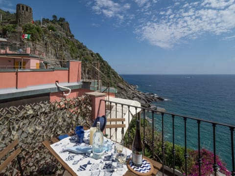 Panoramic Apartment, 2 Bedrooms, Sea View | Terrace/patio