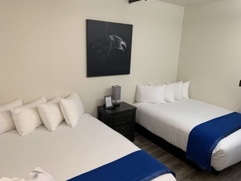 Double Room, 2 Queen Beds, Non Smoking, Ground Floor with Shared Bath | Premium bedding, down comforters, Tempur-Pedic beds, iron/ironing board