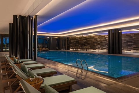 Indoor pool, seasonal outdoor pool, sun loungers