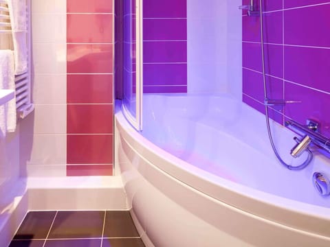 Standard Suite, Multiple Beds | Premium bedding, in-room safe, desk, soundproofing