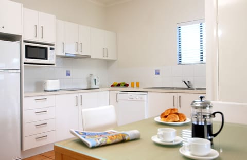 Apartment, 1 Bedroom, Balcony | Private kitchen | Full-size fridge, microwave, oven, stovetop