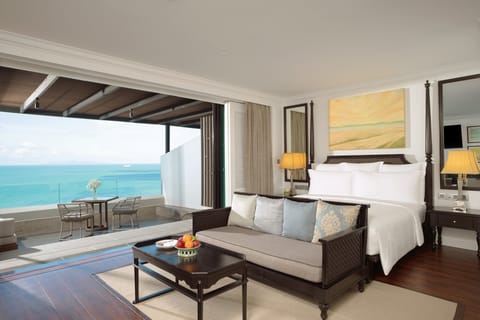 Classic Room, 1 King Bed, Ocean View | Premium bedding, minibar, in-room safe, desk