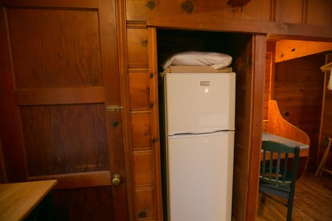 Anglers Room | Mini-refrigerator