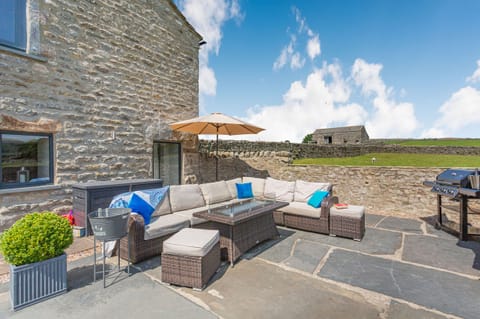 Cottage | Property grounds