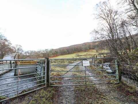 Cottage | Property grounds