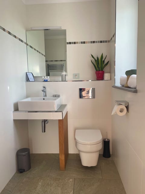 Superior Double Room, Garden Area | Bathroom | Free toiletries, hair dryer, towels, toilet paper