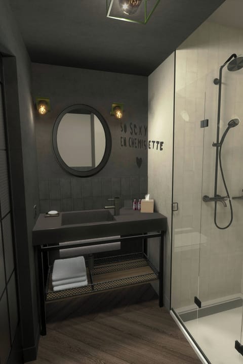 Room, 1 Queen Bed | Bathroom | Shower, free toiletries, hair dryer, towels