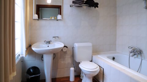 Standard Double Room | Bathroom | Combined shower/tub, deep soaking tub, rainfall showerhead
